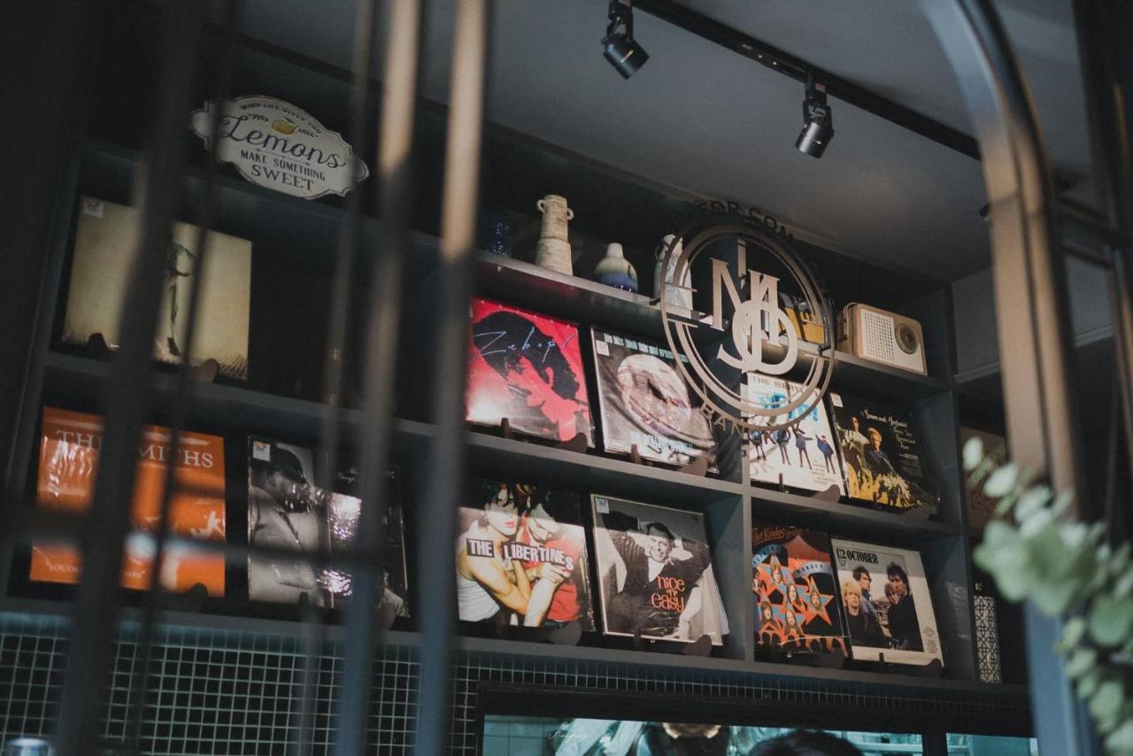 ホテル Mojo Old Town Phranakorn バンコク都 エクステリア 写真